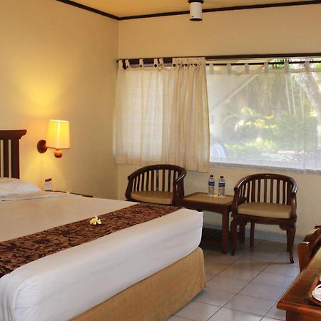 Besakih Beach Hotel Sanur  Exterior photo