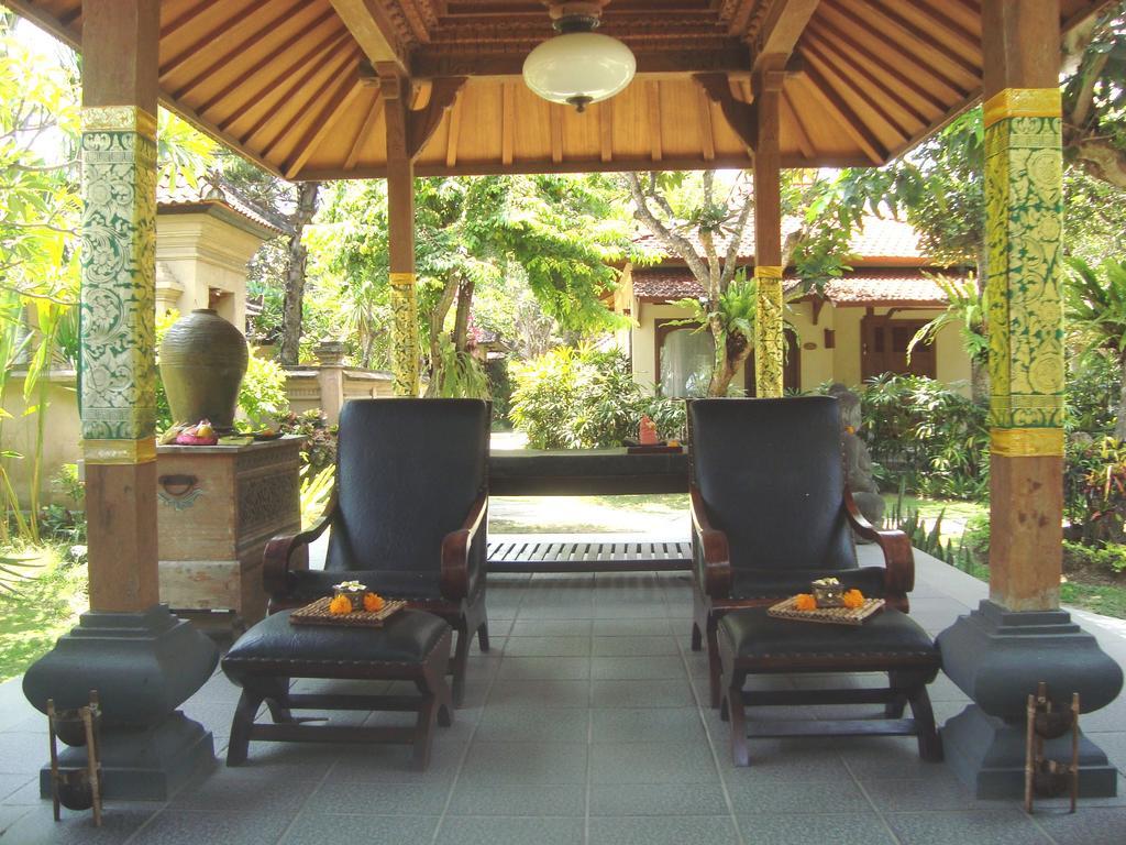Besakih Beach Hotel Sanur  Exterior photo